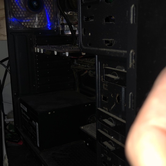 Cyber power gaming pc - Picture 2 of 3